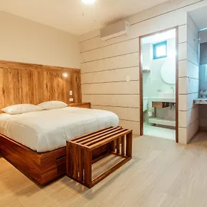 Xoza Urban Escape Hotel